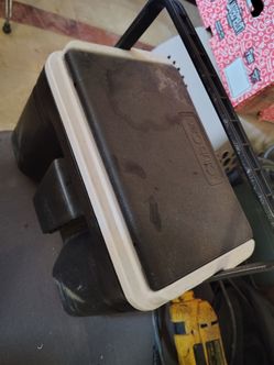 Small cooler for work, used but in good condition, measures [dimensions missing]  30 cm by 15 cm high