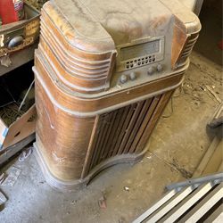 Antique Radios 