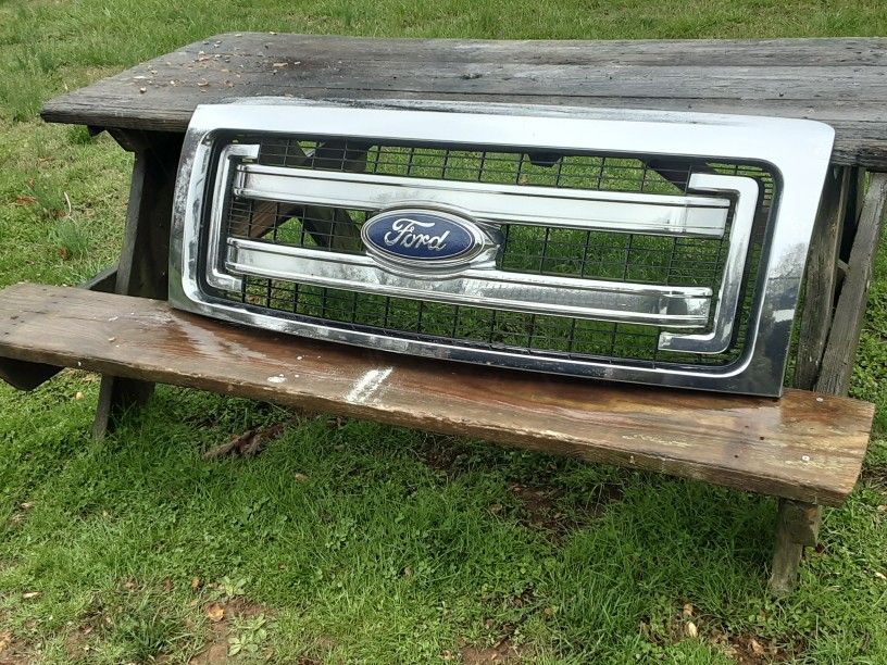 Ford Grill Chrome 09-14. OEM