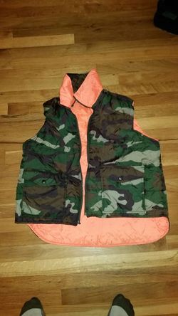 HUNTING VESTS/COATS