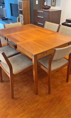 Dining Set