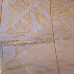 It is Italian, silver 925. I married personal