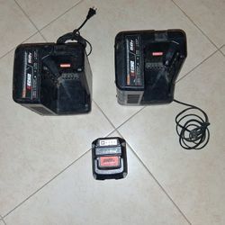 Echo Charger And One Working Battery 