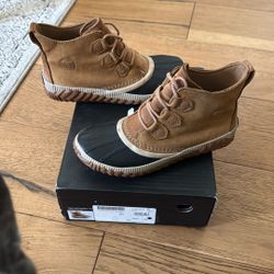 Sorel  Youth Kids Womens 7 Out n About Rain Snow Boots 