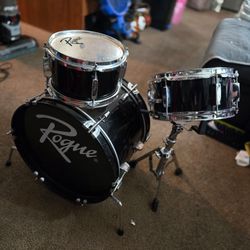 Rogue Drum Kit Black with Hardware