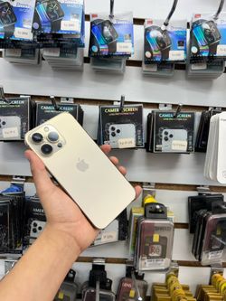 IPhone 13 Pro 128GB UNLOCKED 🌟