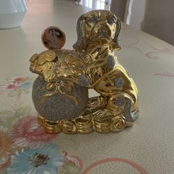 Golden Money Dog