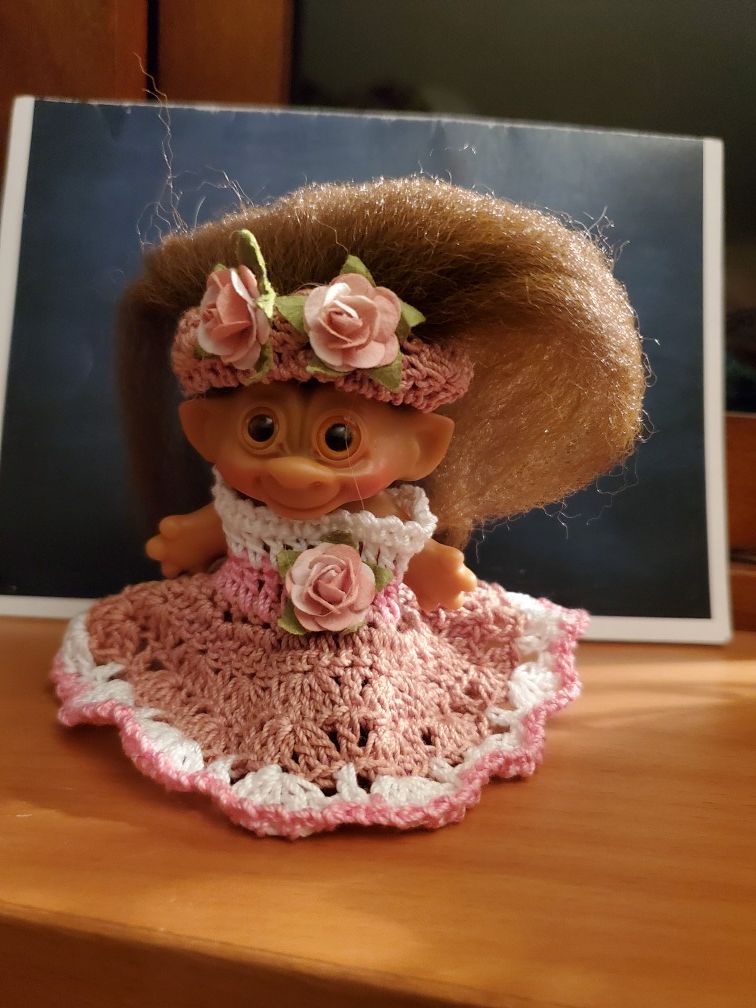 Troll female Rosie crochet dress and head piece