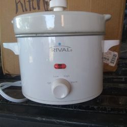 Small Crockpot 