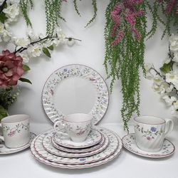 China dinerware sets Johnson Brothers – Summer Chintz (Made in England) 