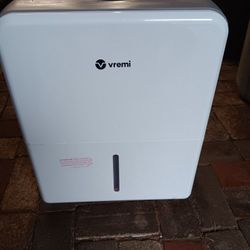22 Pint Dehumidifier 