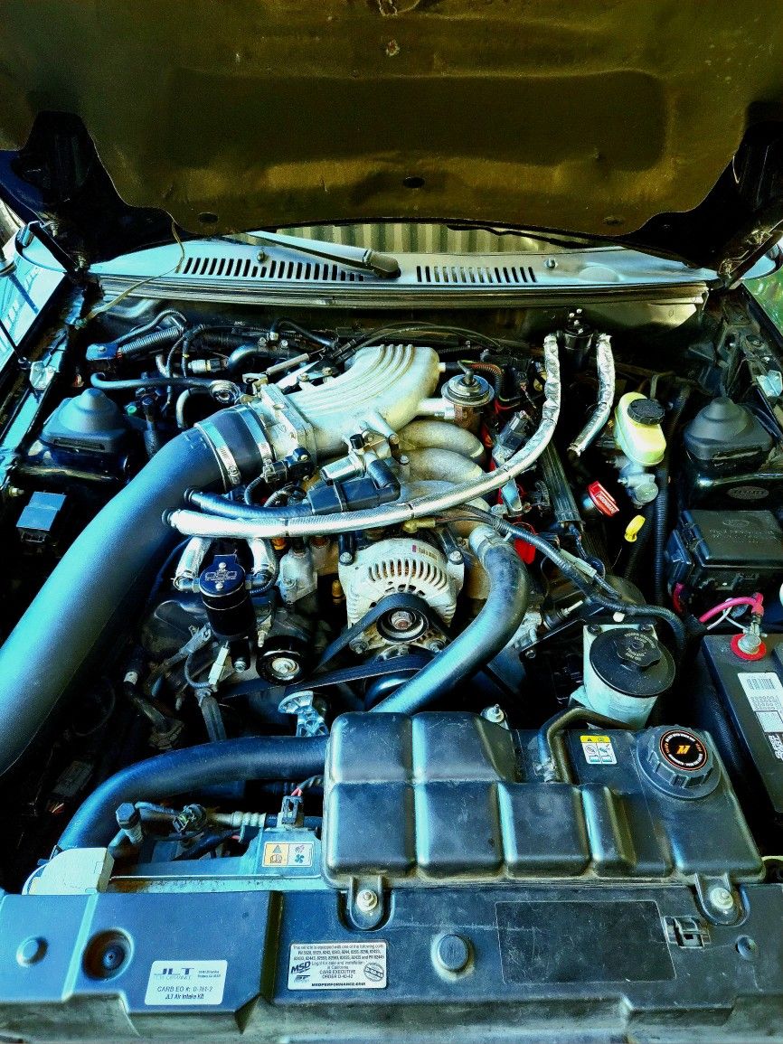 94-04 Mustang strut caps