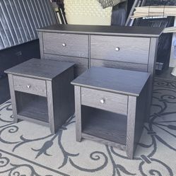 Dressers Set
