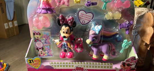 Disney Junior Minnie Mouse Pony Grooming Set