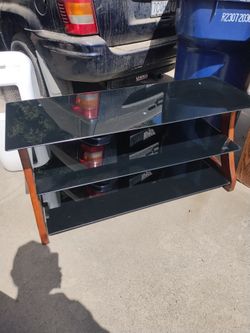 Entertainment center