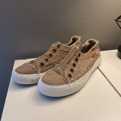 Blowfish shoes women’s size 7 