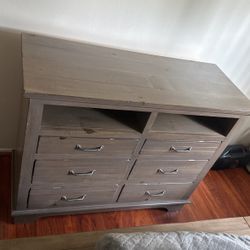 Drawer Dresser 