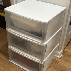 Stackable storage drawers - 47 Qt ea