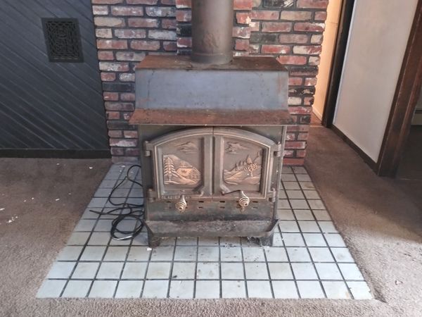 Glacier Bay wood burning stove for Sale in Jackson Township, NJ - OfferUp