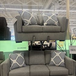 Beautiful Sofa Set 