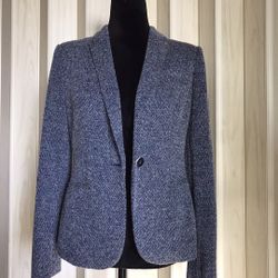 TOMMY HILFIGER JACKET SIZE 4
