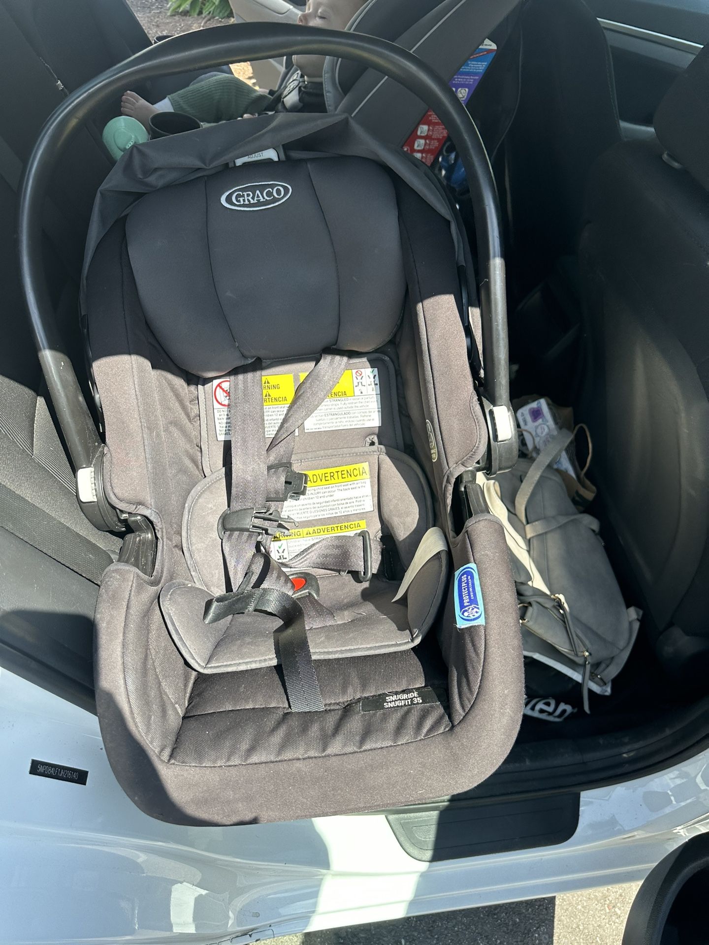 Graco Infant Car Seat for Sale in Marysville, WA OfferUp