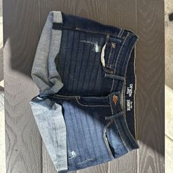 levi jean shorts 