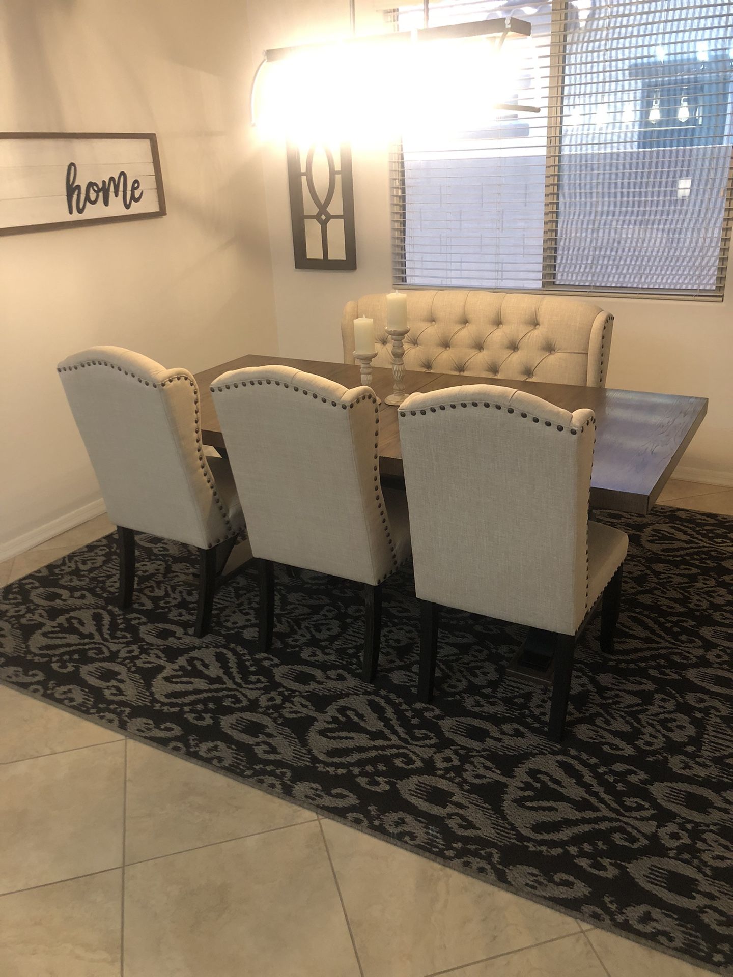 DINING KITCHEN TABLE AND CHAIRS