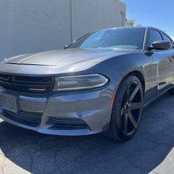 2020 Dodge Charger SXT SXT 4dr Sedan