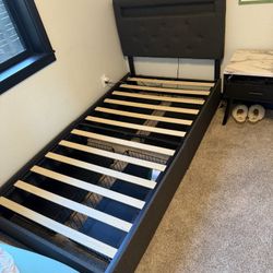 FREE Twin Bed With Storage Drawers! 