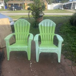 2 Outdoor Chairs 
