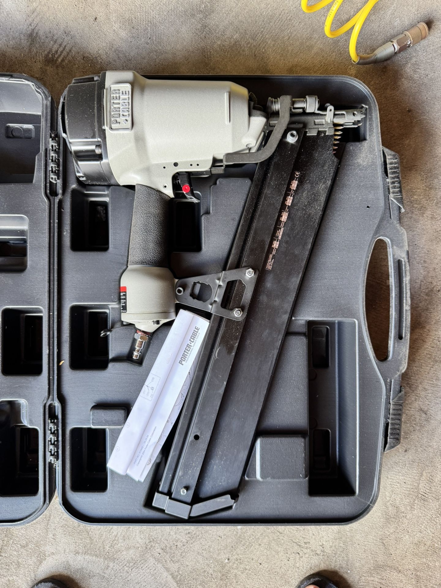 Porter-Cable Pneumatic Framing Nailer w/ Case