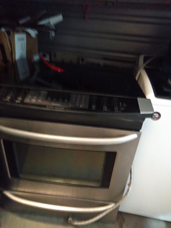 Kenmore Elite slide in stainless steel 5 burner electric glass top