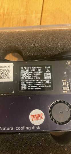 WD NVME 512 Gen 4 w cooling kit