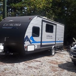 Coachman Catalina Camper 2023