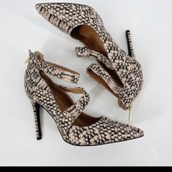 Guess heels