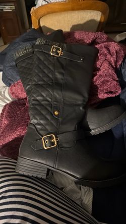 Women’s size 11 Reg Calf Boots