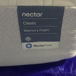 Nectar Classic Memory Foam with NectarCool Technology, Twin XL, Like New, Excellent Condition