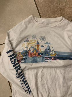 Disney sweater shirt
