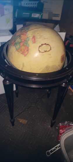 DECORATIVE GLOBE