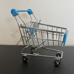 Minature Metal Shopping Cart