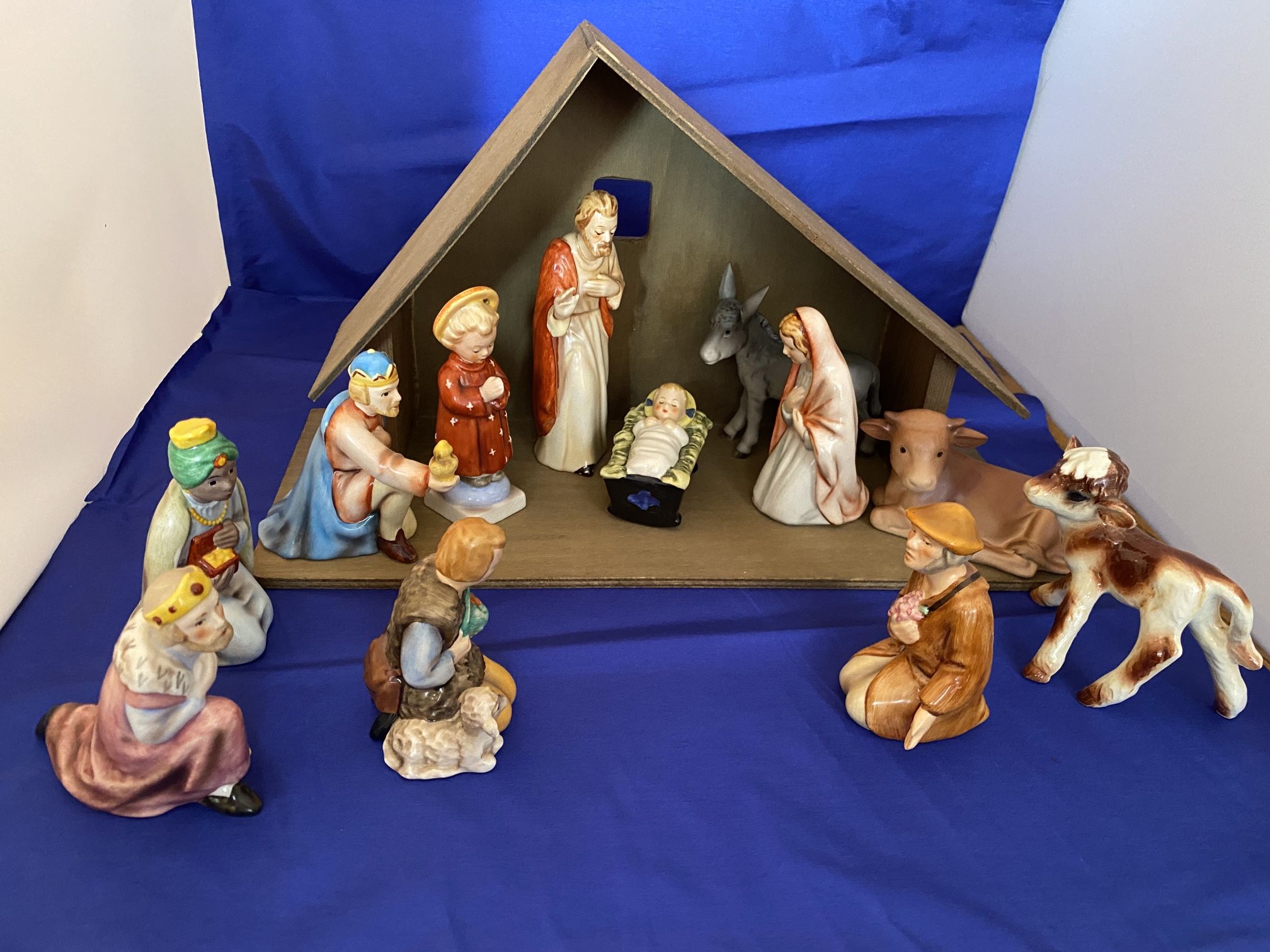 13 Piece Goebel Nativity Set