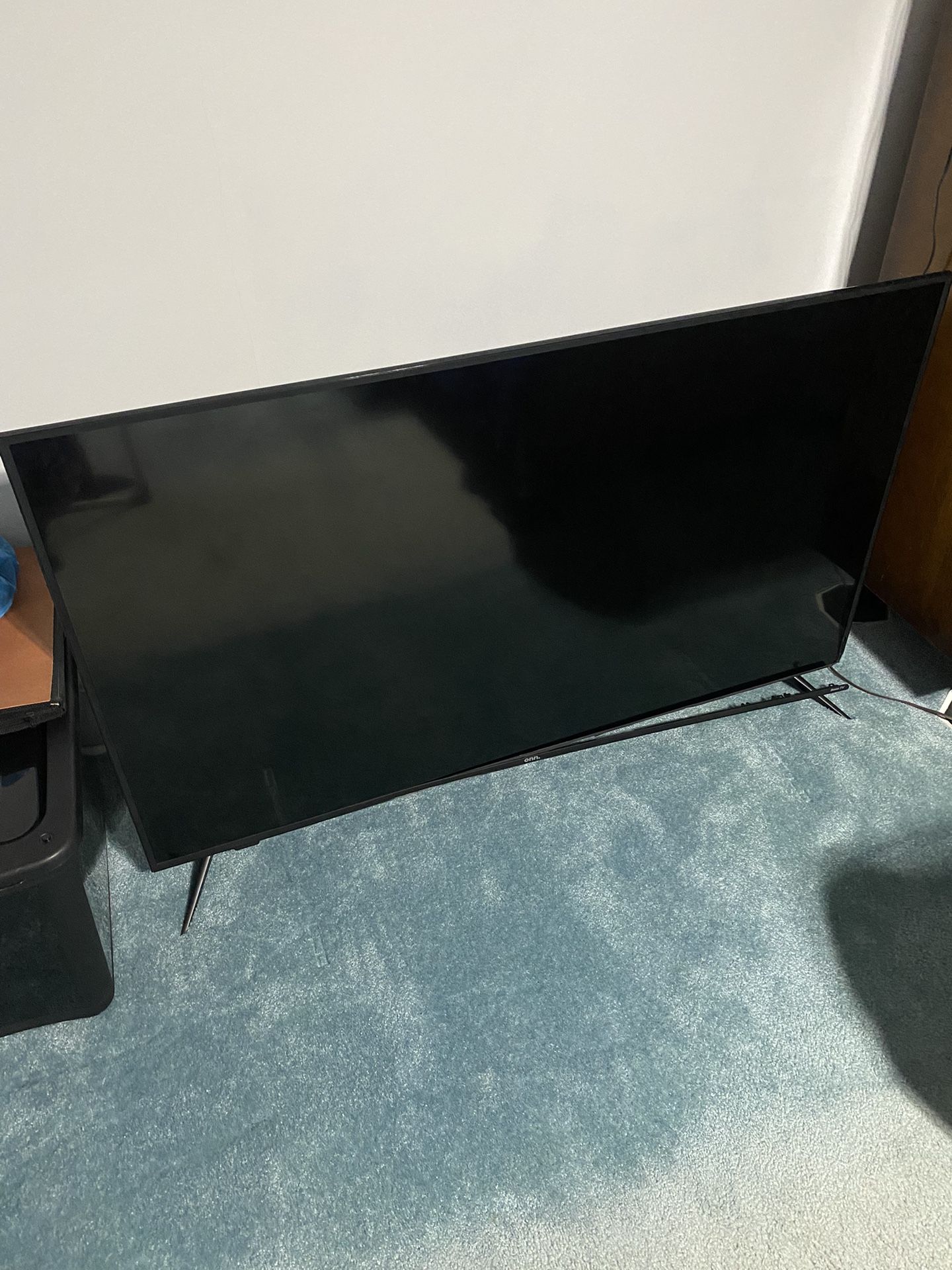 Onn. Roku 60” TV