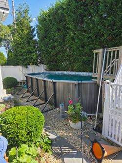 Free pool 24x12 oval