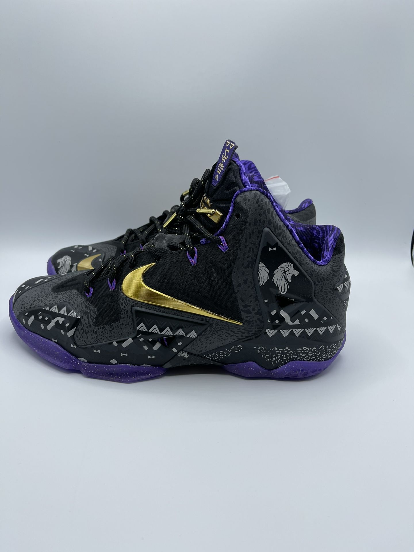 LeBron XI “BHM” | 100% Authentic | Mens Size 10
