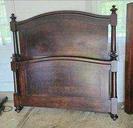 RESTORATION HARDWARE QUEEN BEDFRAME (see description)