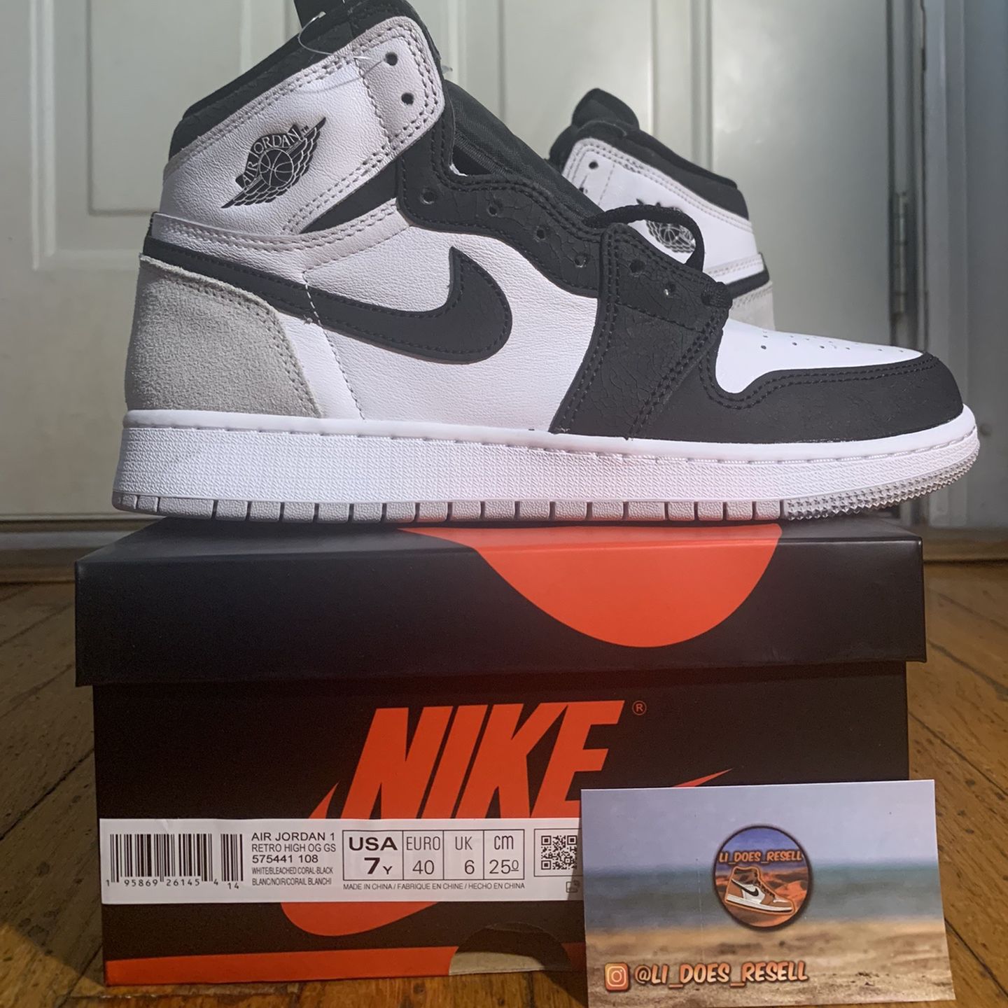 Air Jordan 1 High Bleached Coral 7Y/8.5W for Sale in Lynbrook, NY -