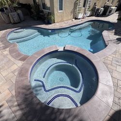 Pool & Spa