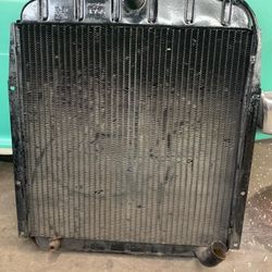 49 50 51 52 53 PONTIAC RADIATOR Used