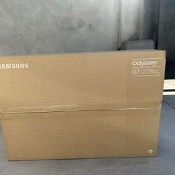 Samsung 27" Odyssey G70D 4K UHD IPS 144Hz 1ms Fast IPS Smart Gaming Monitor